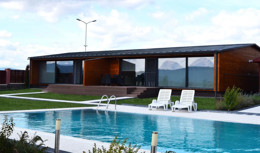 Sanderson Apartments เมียร์คูรา-ชุค ภายนอก รูปภาพ